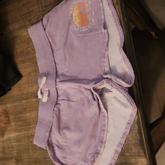 Shorts - Picture 5 of 5